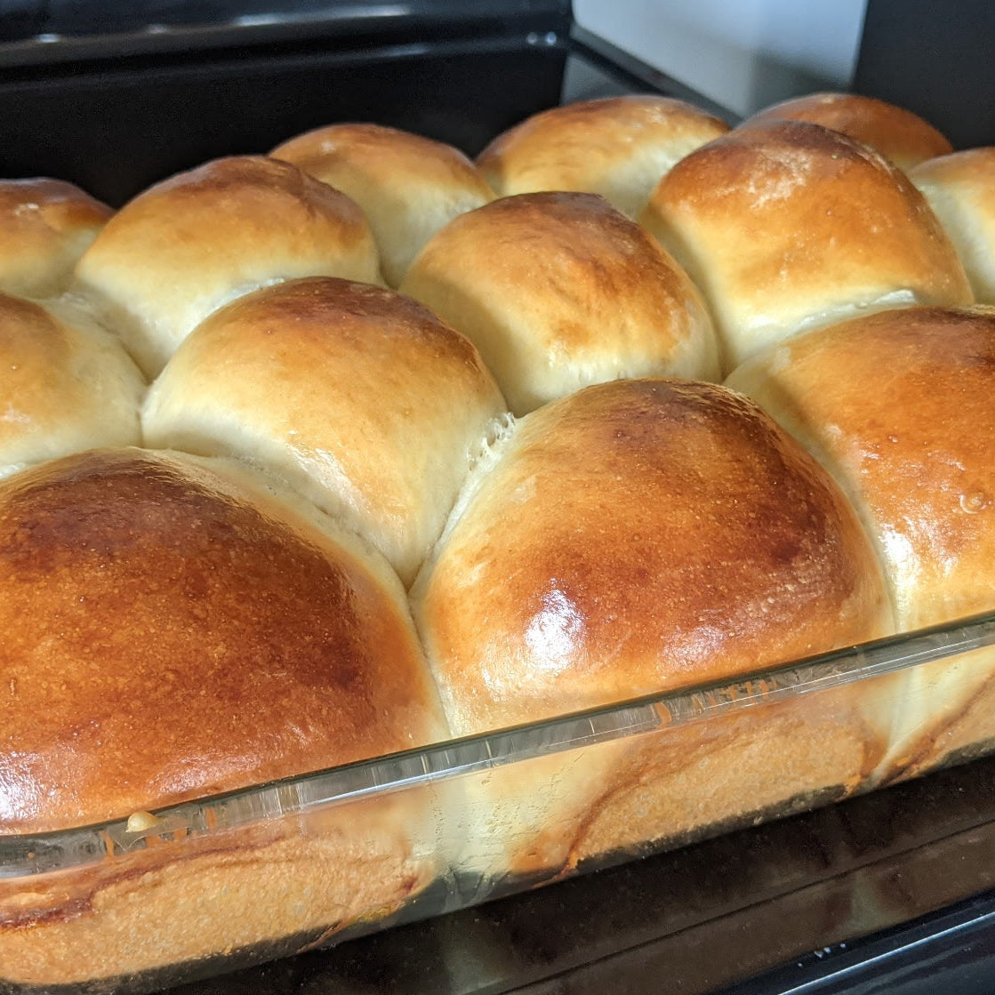 Hawaiian Dinner Rolls